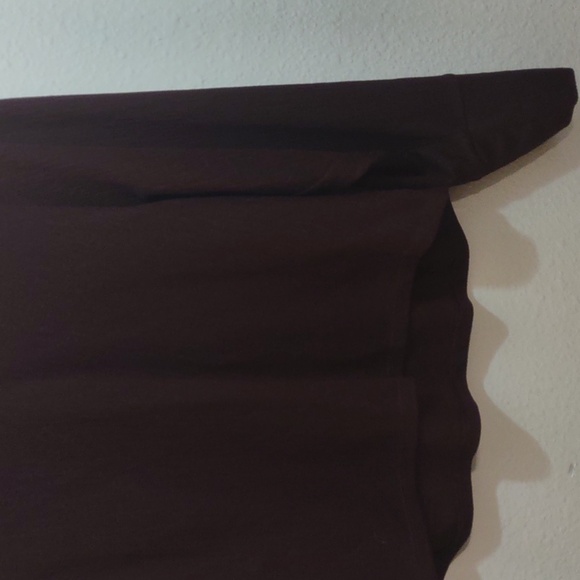 PRE OWNED BANANA REPUBLIC LONG SLEEVE SHIRT SIZE M COLOR BURGUNDY LIGHTWEIGHT - Picture 6 of 7